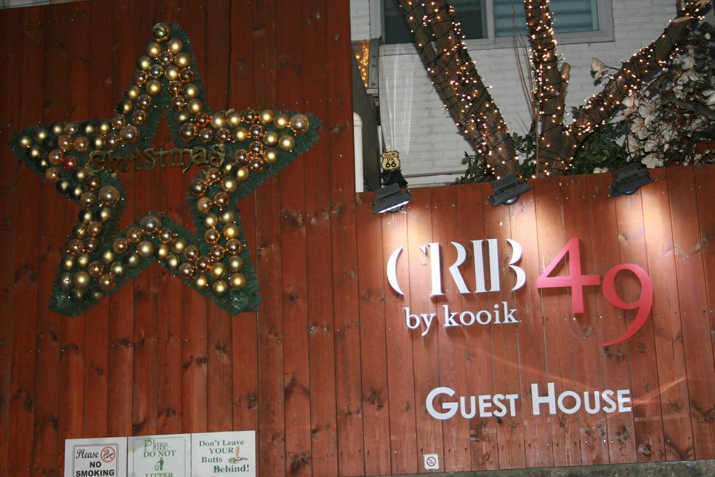 Crib 49 Guesthouse - Foreigner Only Seul Zewnętrze zdjęcie