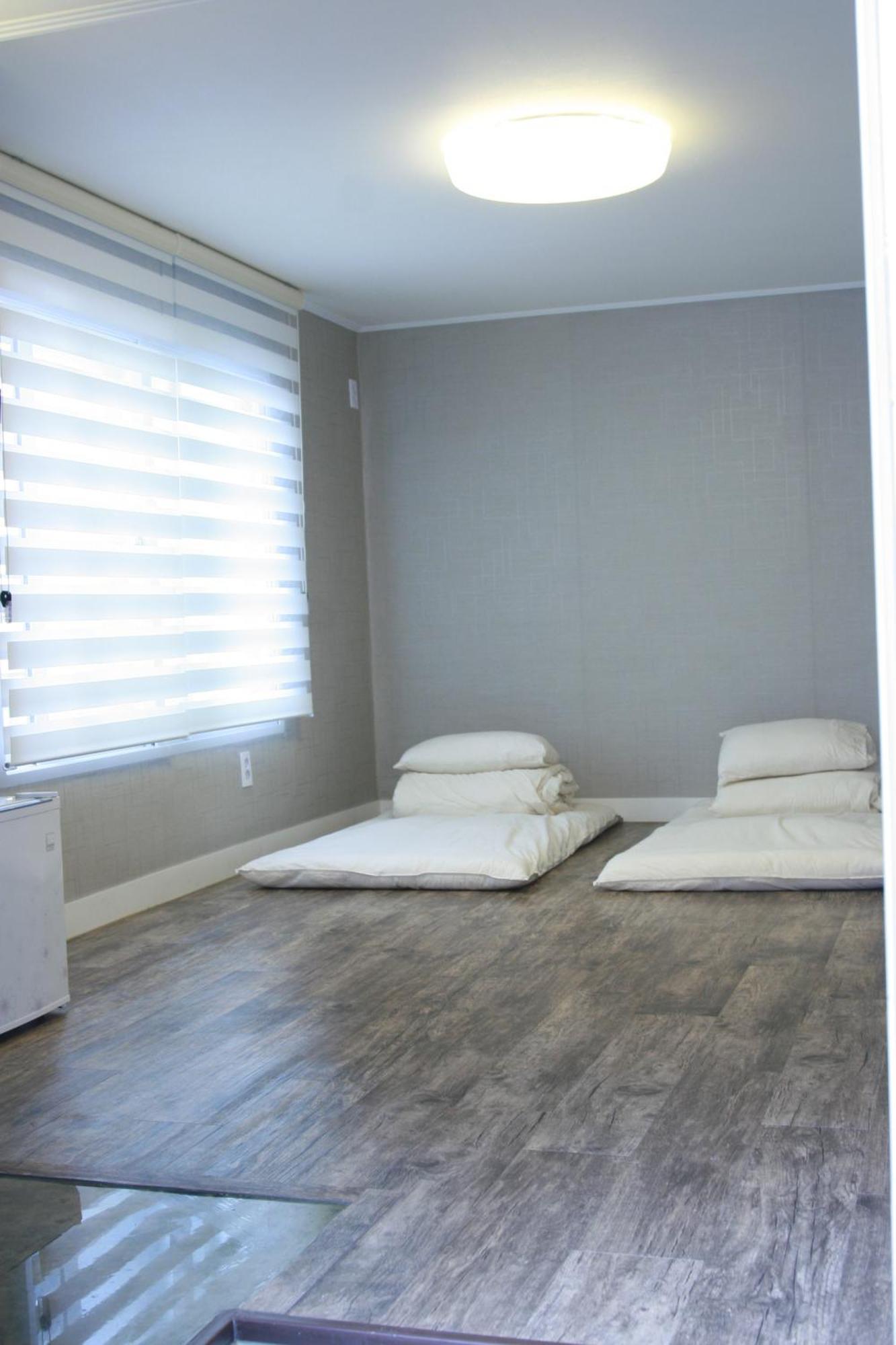Crib 49 Guesthouse - Foreigner Only Seul Pokój zdjęcie