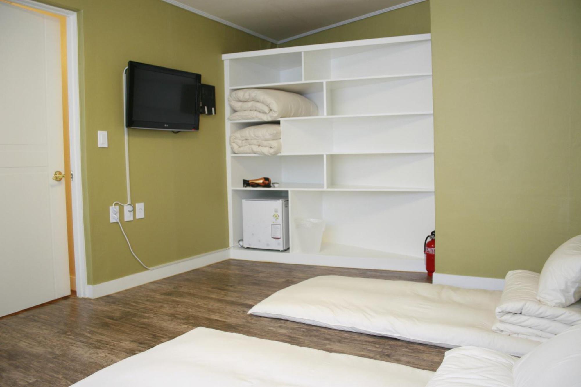 Crib 49 Guesthouse - Foreigner Only Seul Pokój zdjęcie