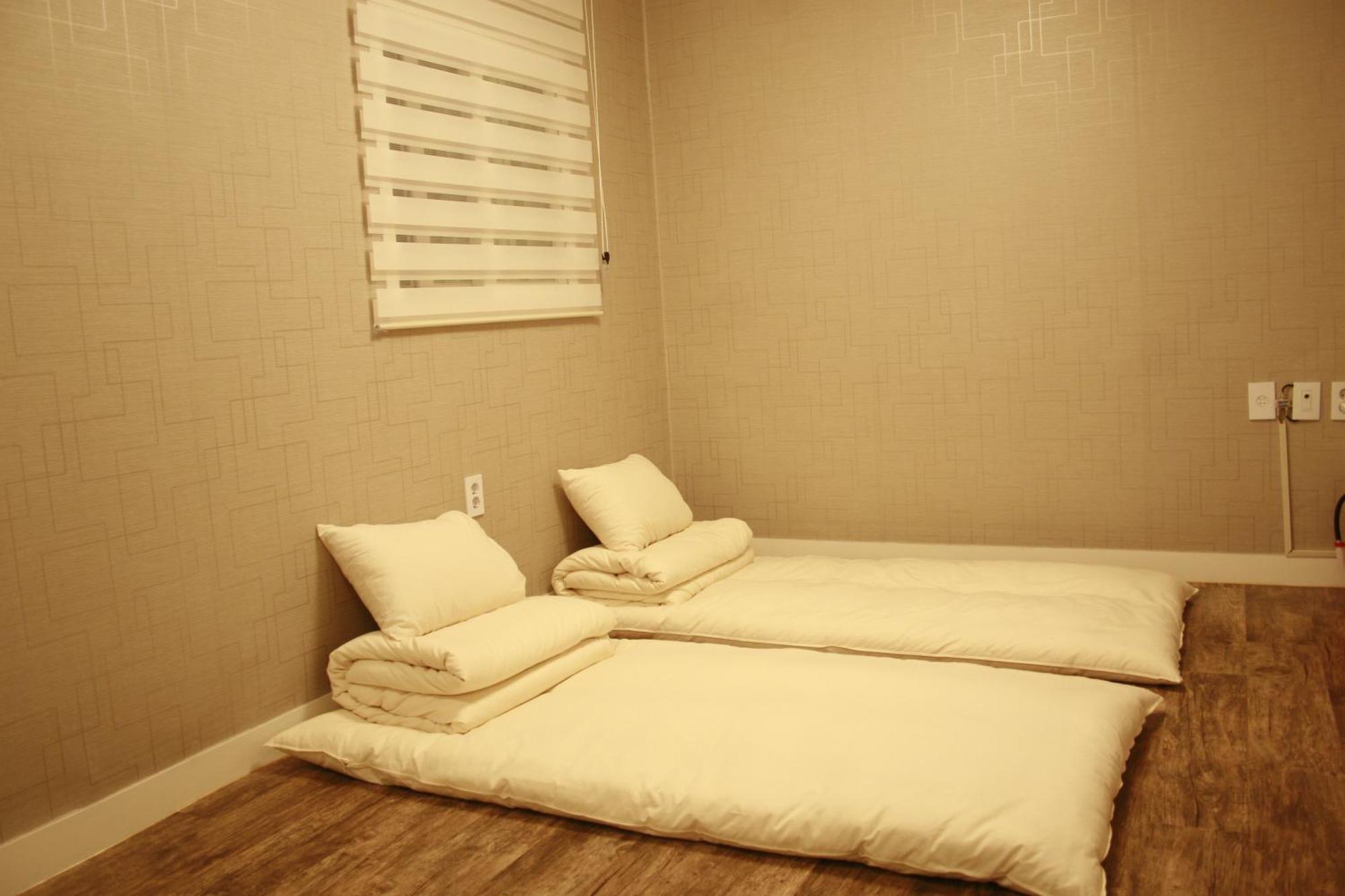 Crib 49 Guesthouse - Foreigner Only Seul Pokój zdjęcie